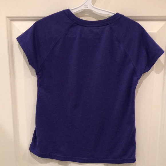 Old Navy active Go Dry girls tee - Picture 3 of 3